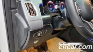 Mercedes-Benz EQC EQC400 4MATIC 2020 года из Южной Кореи