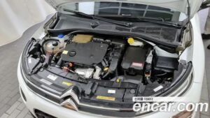 Citroen-DS C4 CACTUS 1.5 BlueHDi SHINE 2019 года из Южной Кореи