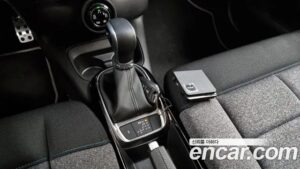 Citroen-DS C4 CACTUS 1.5 BlueHDi SHINE 2019 года из Южной Кореи