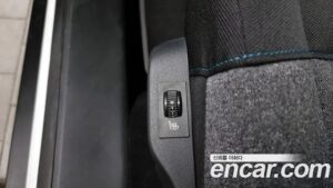Citroen-DS C4 CACTUS 1.5 BlueHDi SHINE 2019 года из Южной Кореи