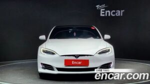 Tesla Model S LONG RANGE 2020 года из Южной Кореи