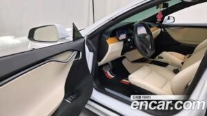 Tesla Model S LONG RANGE 2020 года из Южной Кореи