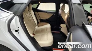 Tesla Model S LONG RANGE 2020 года из Южной Кореи