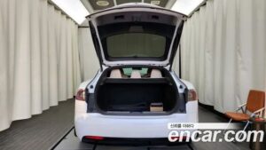Tesla Model S LONG RANGE 2020 года из Южной Кореи