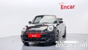 Mini Cooper Convertible JCW 2021 года из Южной Кореи