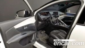 Peugeot 3008 1.5 BlueHDi GT 2021 года из Южной Кореи