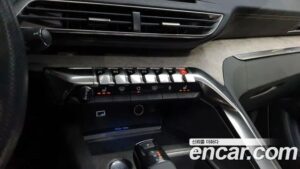 Peugeot 3008 1.5 BlueHDi GT 2021 года из Южной Кореи