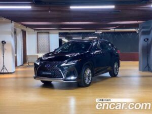 Lexus RX Executive 2021 года из Южной Кореи