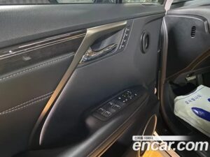 Lexus RX Executive 2021 года из Южной Кореи