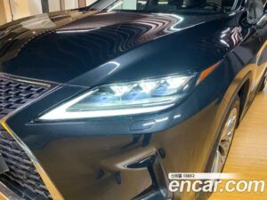 Lexus RX Executive 2021 года из Южной Кореи