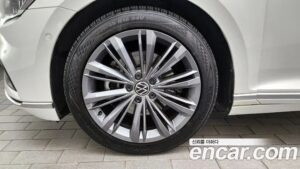 Volkswagen Passat 2.0 TDI 4motion Prestige 2021 года из Южной Кореи