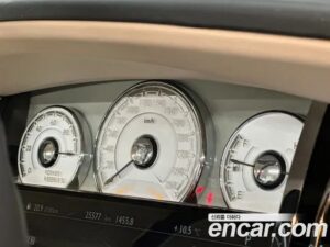 Rolls-Royce Dawn 6.6 V12 2021 года из Южной Кореи