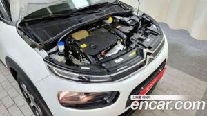 Citroen-DS C4 CACTUS 1.5 BlueHDi SHINE 2021 года из Южной Кореи