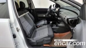 Citroen-DS C4 CACTUS 1.5 BlueHDi SHINE 2021 года из Южной Кореи