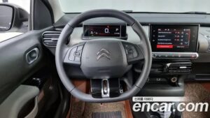 Citroen-DS C4 CACTUS 1.5 BlueHDi SHINE 2021 года из Южной Кореи