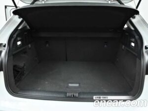 Audi Q2 35 TDI 2020 года из Южной Кореи
