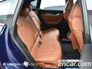Maserati Levante 3.0 AWD GranSport 2021 года из Южной Кореи