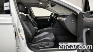 Volkswagen Passat 2.0 TDI Prestige 2021 года из Южной Кореи