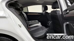 Volkswagen Passat 2.0 TDI Prestige 2021 года из Южной Кореи