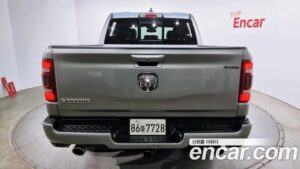 Dodge Ram Pick Up 5.7 2020 года из Южной Кореи