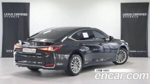 Lexus ES Luxury Plus 2021 года из Южной Кореи
