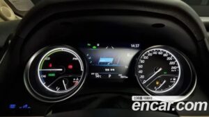 Toyota Camry 2.5 XLE HYBRID 2021 года из Южной Кореи