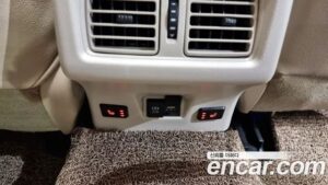 Toyota Camry 2.5 XLE HYBRID 2021 года из Южной Кореи