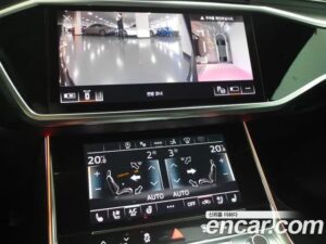 Audi A7 55 TFSI 4WD Premium 2021 года из Южной Кореи