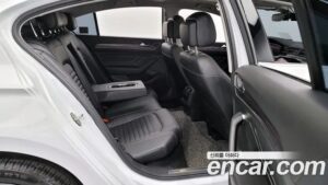 Volkswagen Passat 2.0 TDI 4motion Prestige 2021 года из Южной Кореи