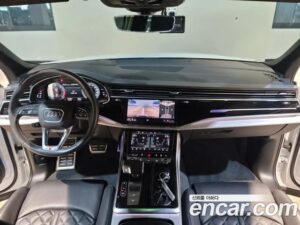 Audi Q7 50 TDI 4WD Premium 2021 года из Южной Кореи