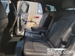Audi Q7 50 TDI 4WD Premium 2021 года из Южной Кореи