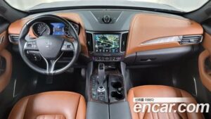 Maserati Levante 3.0 AWD 2020 года из Южной Кореи