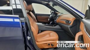 Maserati Levante 3.0 AWD 2020 года из Южной Кореи