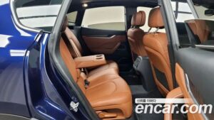 Maserati Levante 3.0 AWD 2020 года из Южной Кореи