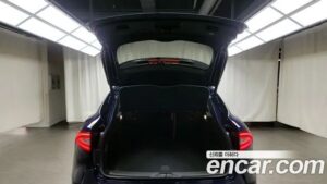 Maserati Levante 3.0 AWD 2020 года из Южной Кореи