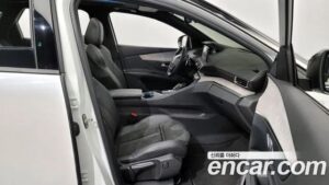 Peugeot 3008 1.5 BlueHDi GT 2021 года из Южной Кореи