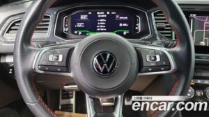 Volkswagen T-Roc 2.0 TDI Premium 2021 года из Южной Кореи