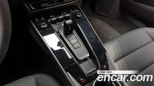 33649439_009.jpg Porsche 911 CARRERA 2021 года из Южной Кореи