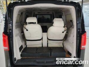 Mercedes-Benz V-Class 2.0 2020 года из Южной Кореи