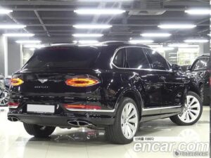 Bentley Bentayga 4.0 V8 2021 года из Южной Кореи