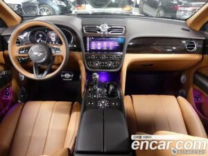 Bentley Bentayga 4.0 V8 2021 года из Южной Кореи