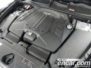 Bentley Bentayga 4.0 V8 2021 года из Южной Кореи