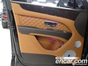 Bentley Bentayga 4.0 V8 2021 года из Южной Кореи