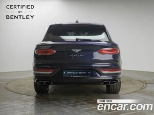 Bentley Bentayga 4.0 V8 2021 года из Южной Кореи