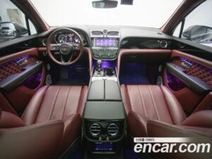 Bentley Bentayga 4.0 V8 2021 года из Южной Кореи
