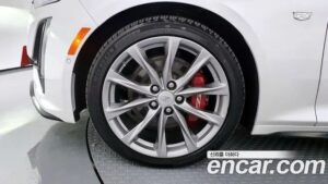 Cadillac CT5 2.0 Sport 2020 года из Южной Кореи