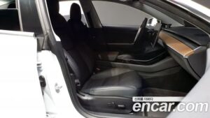 Tesla Model 3 Performance 2020 года из Южной Кореи
