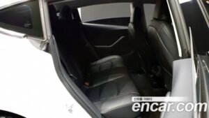Tesla Model 3 Performance 2020 года из Южной Кореи