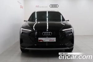 Audi e-tron 55 4WD 2022 года из Южной Кореи
