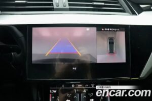 Audi e-tron 55 4WD 2022 года из Южной Кореи
